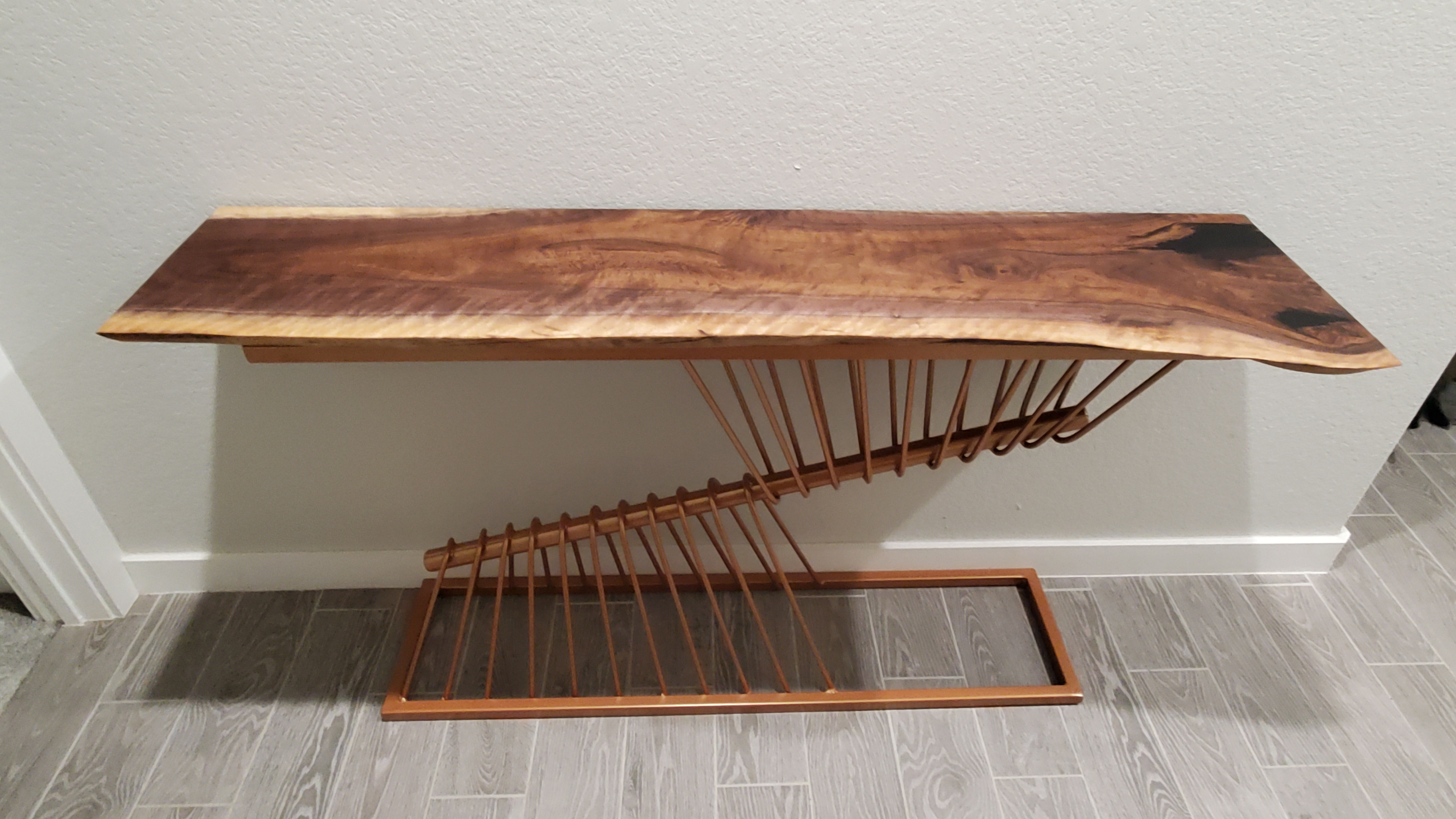 Avant-gardist Console Table