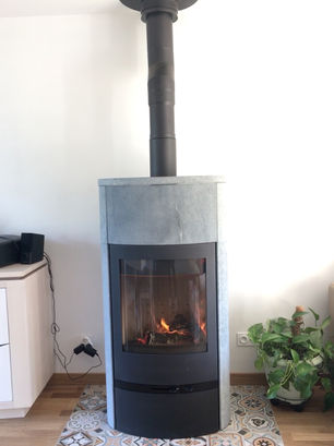 Poêle à bois LOTUS Jubilée 35 avec Pierre ollaire