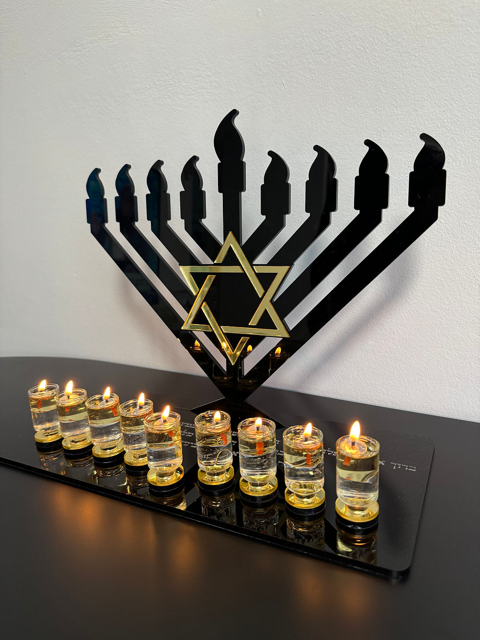 תמונה ממוזערת: חנוכיה דגם - ברכה
