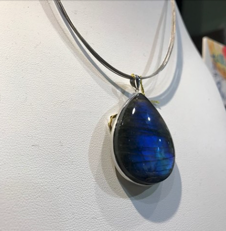 パワーストーン・天然石専門店|並木通り|http:www.fusuiblog.com ルチルクォーツ・クリスタル・水晶・ガーネット・トパーズ・インカローズ・ルビー・ムーンストーン・ラリマー・ラブラドライト