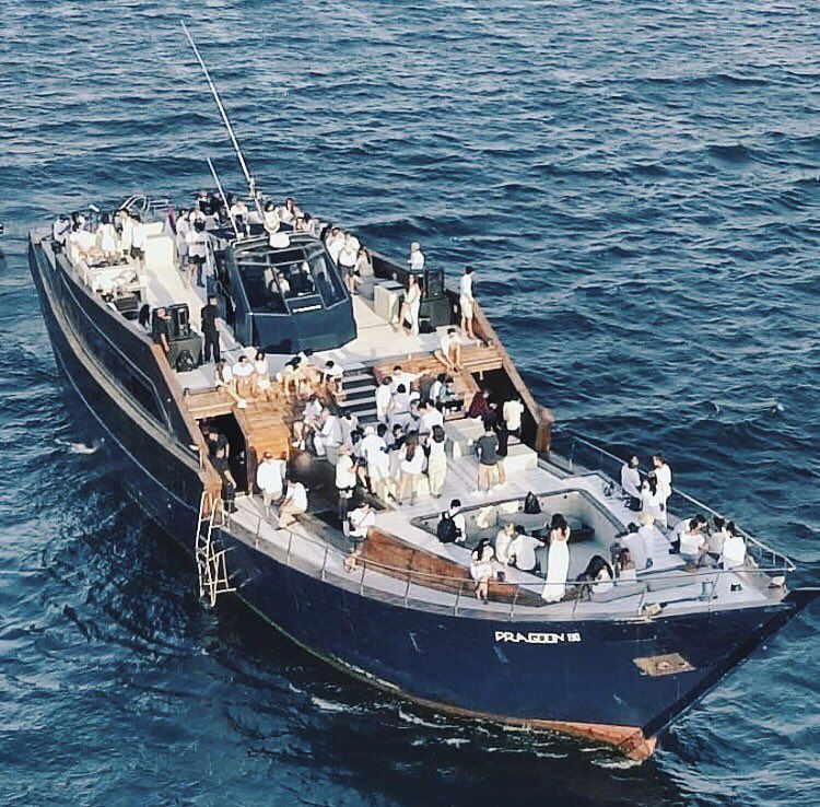 dragoon yacht and boat Bali