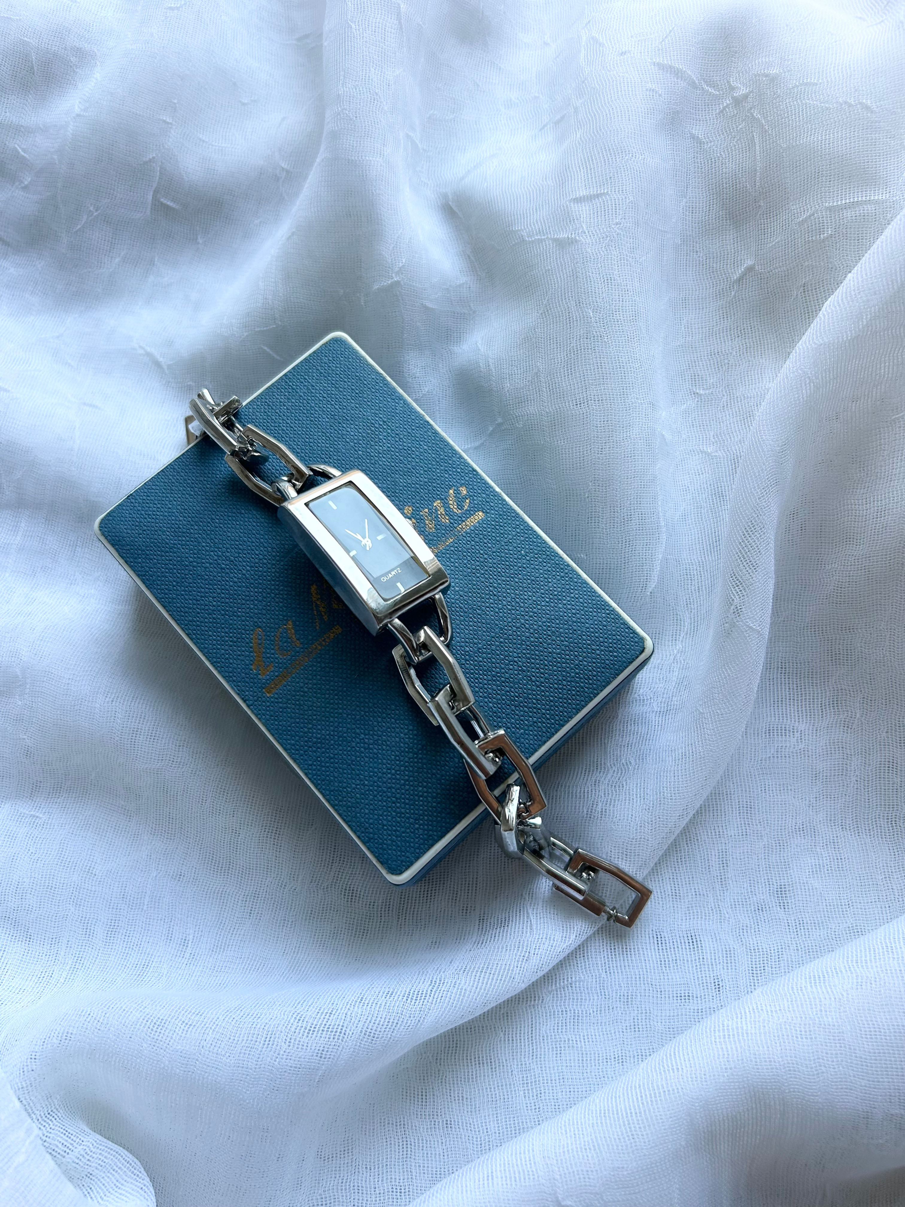 Orologio anni 2000