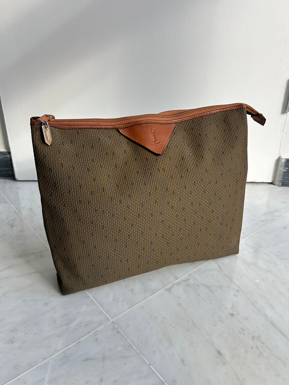 Miniatura: Maxi pochette YSL