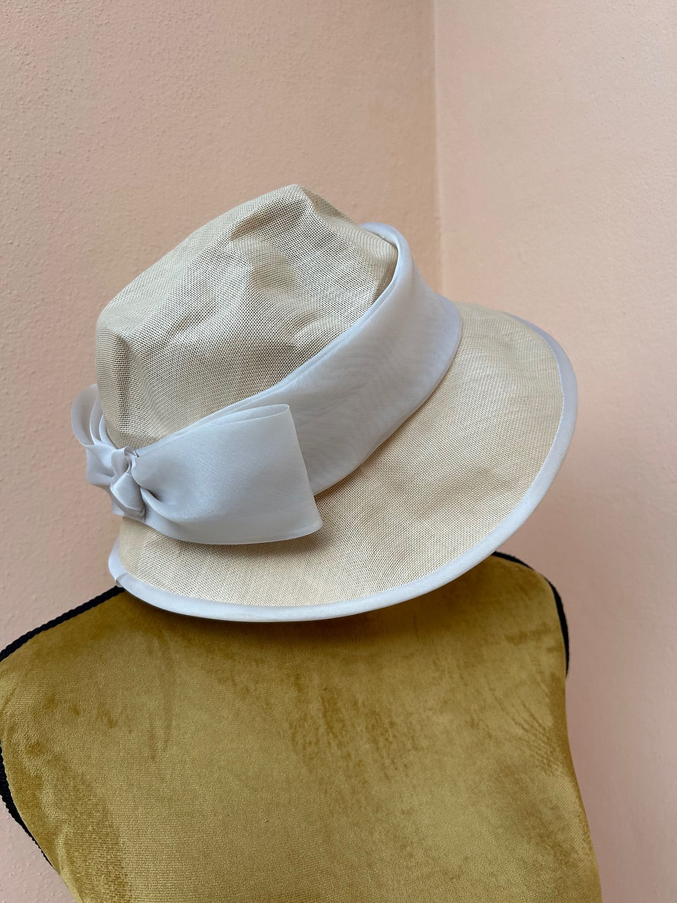 Miniatura: Cappello organza 1960