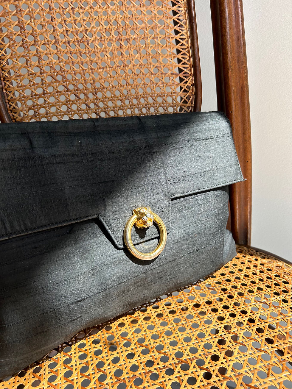 Miniatura: Pochette pelle e seta 1980