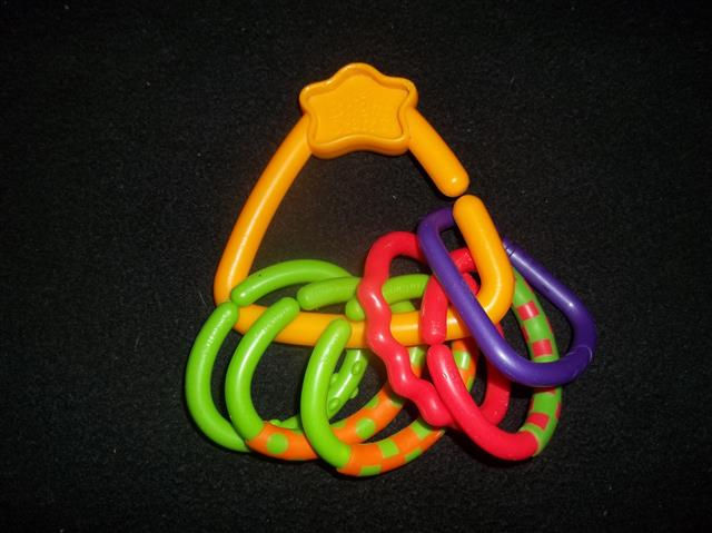 Bright Starts Fun Links-Assorted colors | kidsheaveninlisle