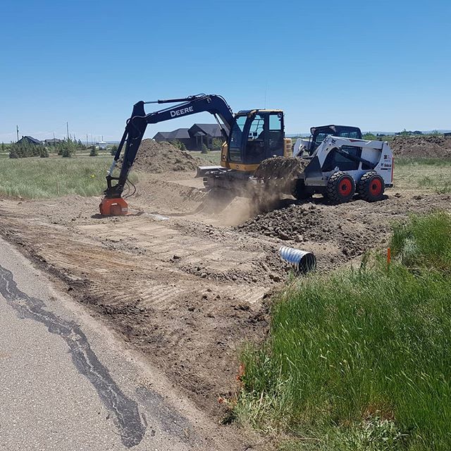 Excavation 3B Skid Steer Services Medicine Hat