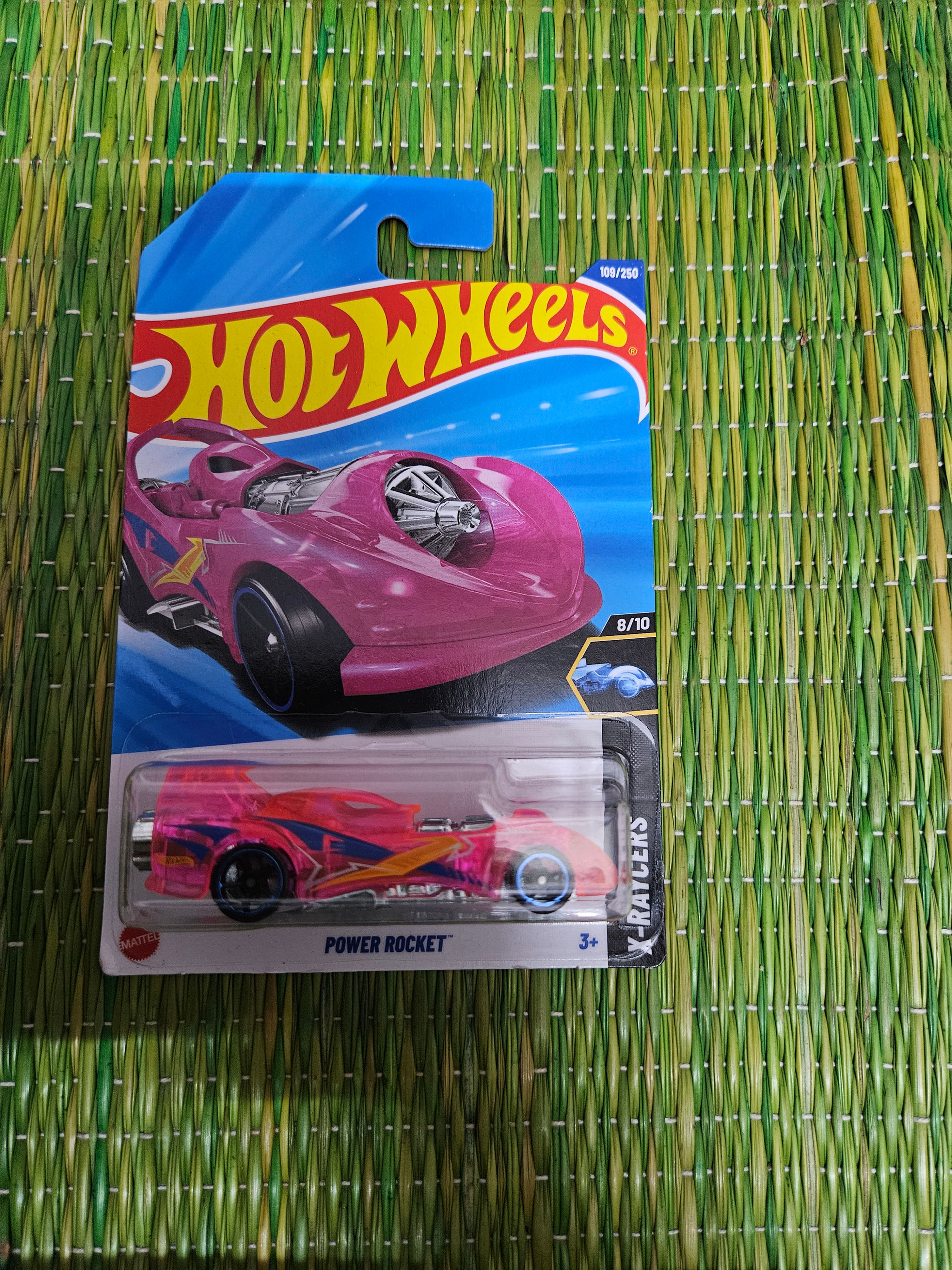 Power Rocket Pink X-Raycers 109/250