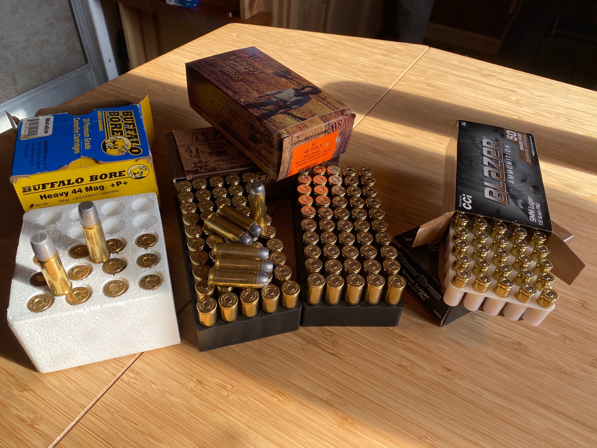 Ammo 4sale- 45colt, .44mag (+P bear loads) 9mm content media