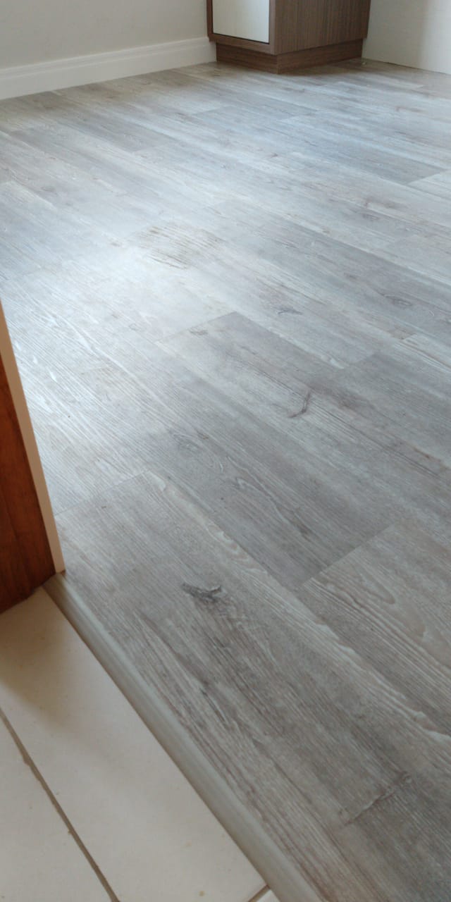 Piso de PVC - Carvalho Platino — foto 3