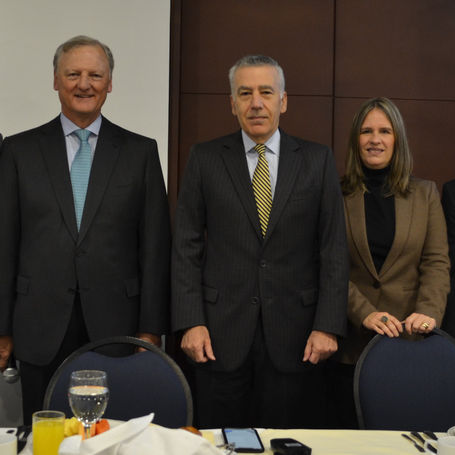 Power Breakfast de Bienvenida al Embajador de los Estados Unidos en Colombia Philip Goldberg