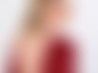 ATTEND A RED CARPET EVENT WITHOUT LEAVING HOME