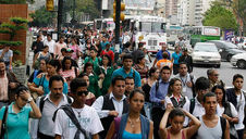 Na Venezuela, pesquisa revela rejeição a líderes opositores