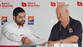 BANCO ATLÁTIDA Y RECO FIRMAN ALIANZA COMERCIAL.