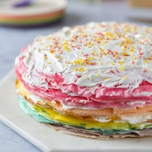 gâteau crêpe arc en ciel