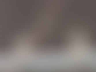 ツグミの写真を撮ったら偶然
