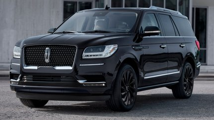 2022 Lincoln Navigator previews a new look content media