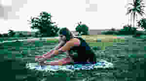 Bubbly Yogi in Vieques Puerto Rico. Seated Yoga flow for Neck Tension