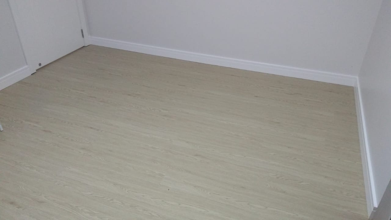 Piso de PVC Canela — foto 2