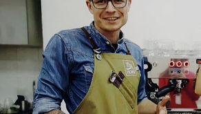 Бокал вина и чашка кофе - есть ли сходство?