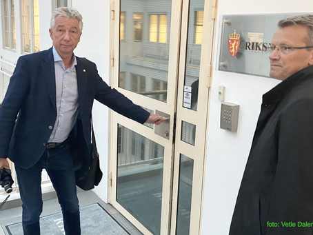 Meklingen er i gang i staten