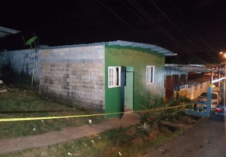 Sicarios llagan hasta la casa de un hombre y lo matan en el patio trasero | Crítica content media