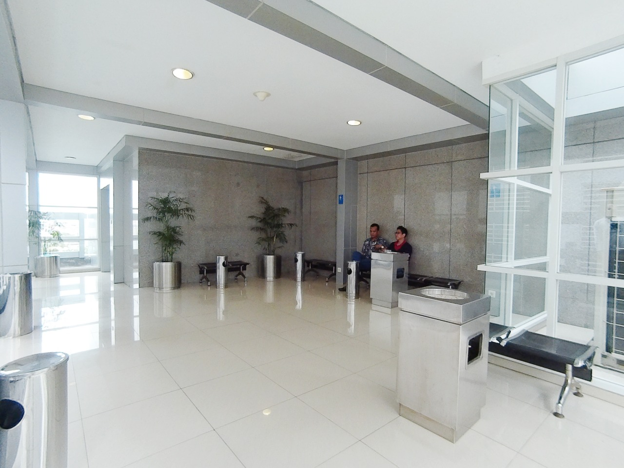 Tempat strategis di gedung perkantoran content media