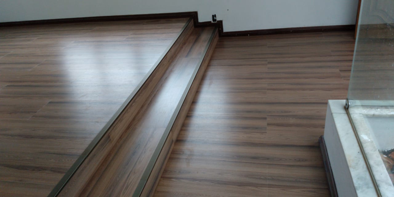 Piso laminado Carvalho Chamonix — foto 3