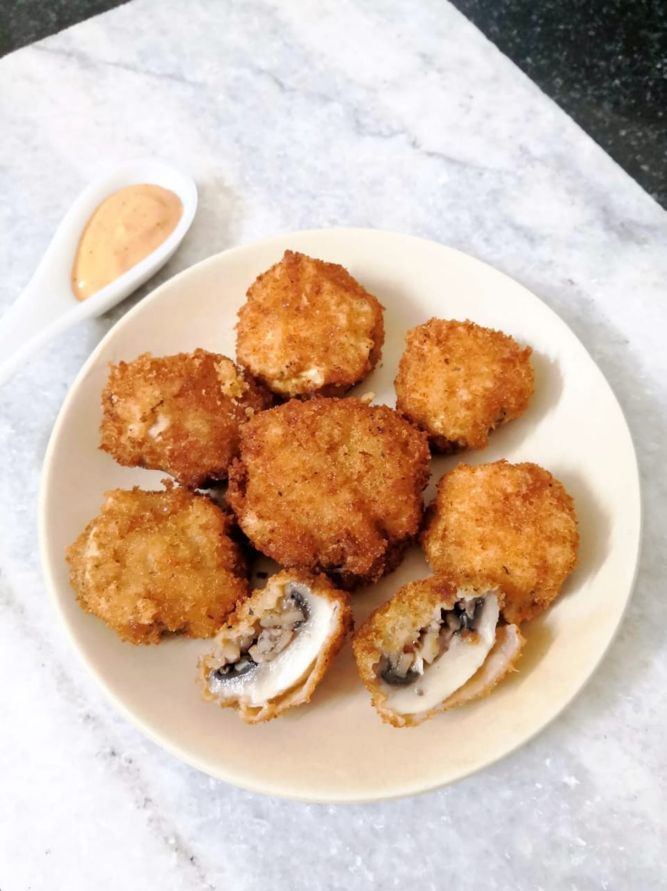 batter-fried stuffed mushrooms recipe, deep fried stuffed mushrooms recipe, mushroom recipes, indian food blog, indian recipe blog whiskmixstir, sheetal jandial