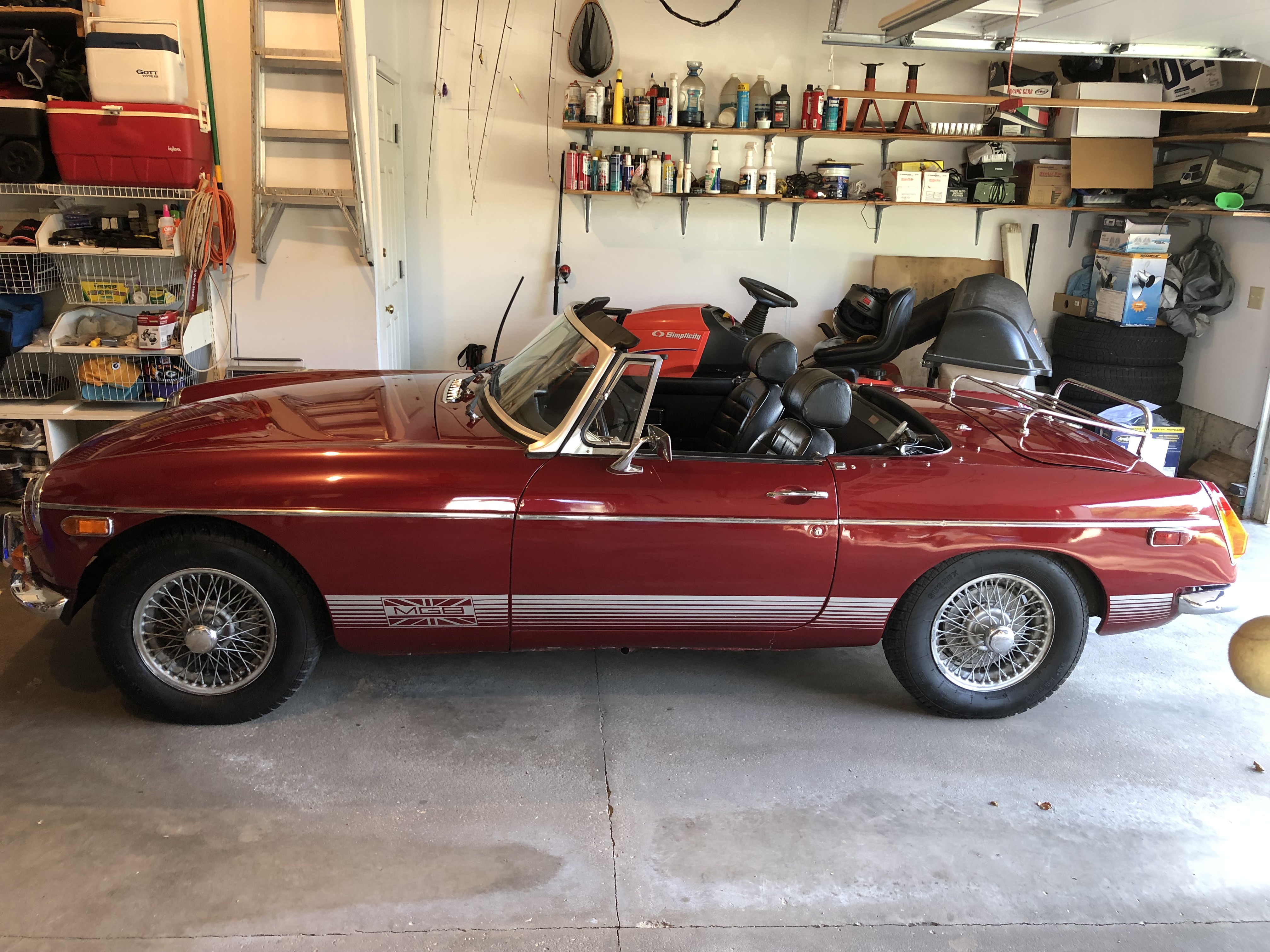 1973 MGB for Sale content media