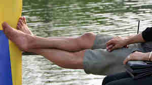 המומחים לטיפול מיני וזוגי, פרופ' רפי חרותי, וגב' ליאורה רכס