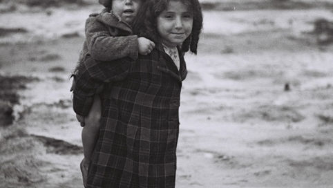 מבט אל העבר: על סדר עדיפויות ועל חזיונות היסטֵריים