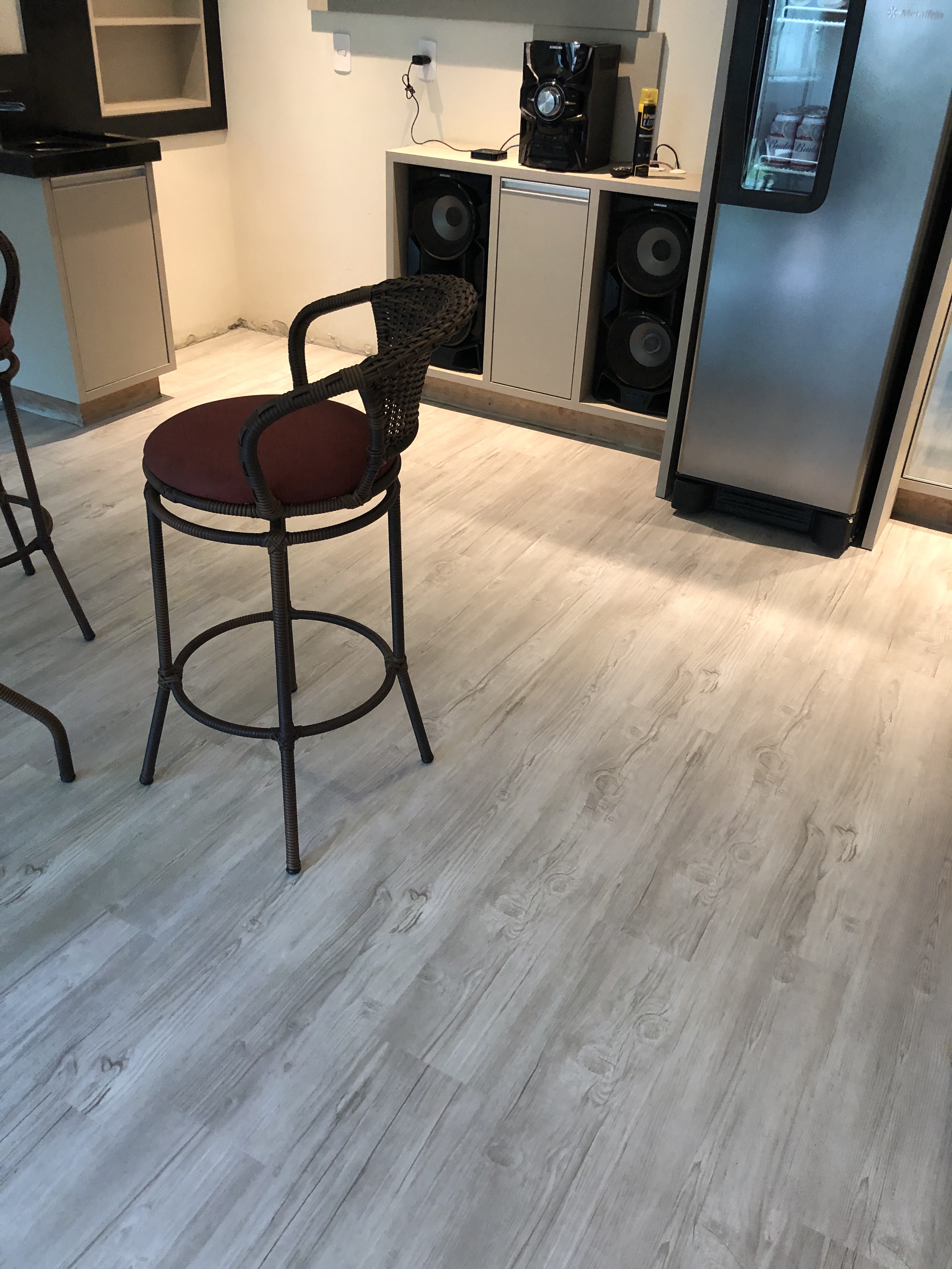 Piso de PVC Pátina Nevoa — foto 5