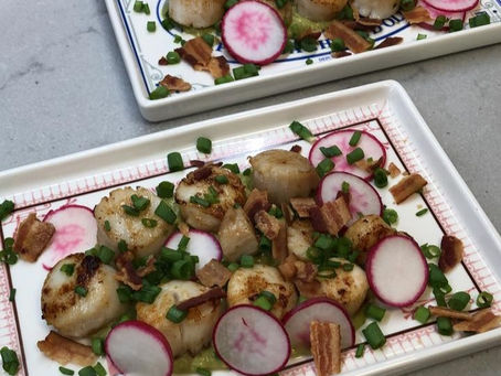 Seared Scallops with Avocado Creme