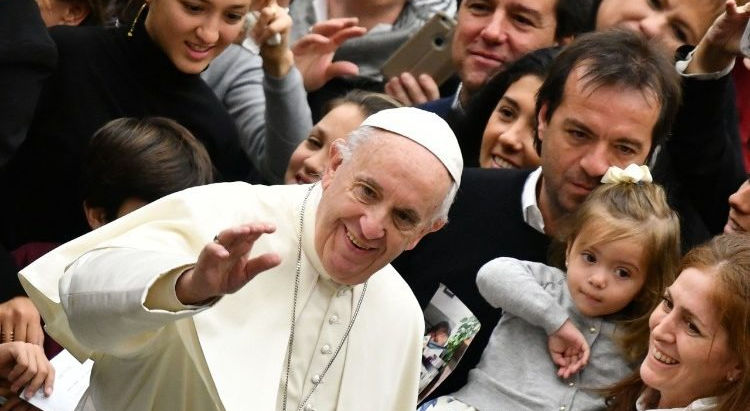 Audiência: Papa explica os ritos introdutórios da missa