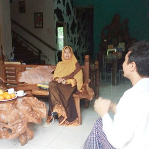 Mengejar Akar Ibu Profesional ke Salatiga