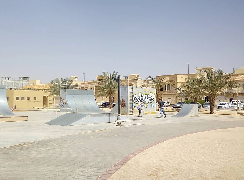 RIYADH AL KHALIDIYAH الرياض حي الخالدية skateboard