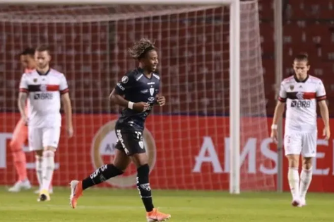 Vexame! Flamengo leva sua pior goleada na Libertadores