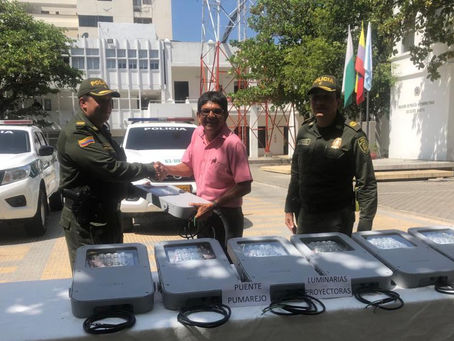 ILUMINARÍAS PROYECTORAS (LÁMPARAS) HURTADAS DEL NUEVO PUENTE PUMAREJO FUERON RECURADAS Y ENTREGADAS