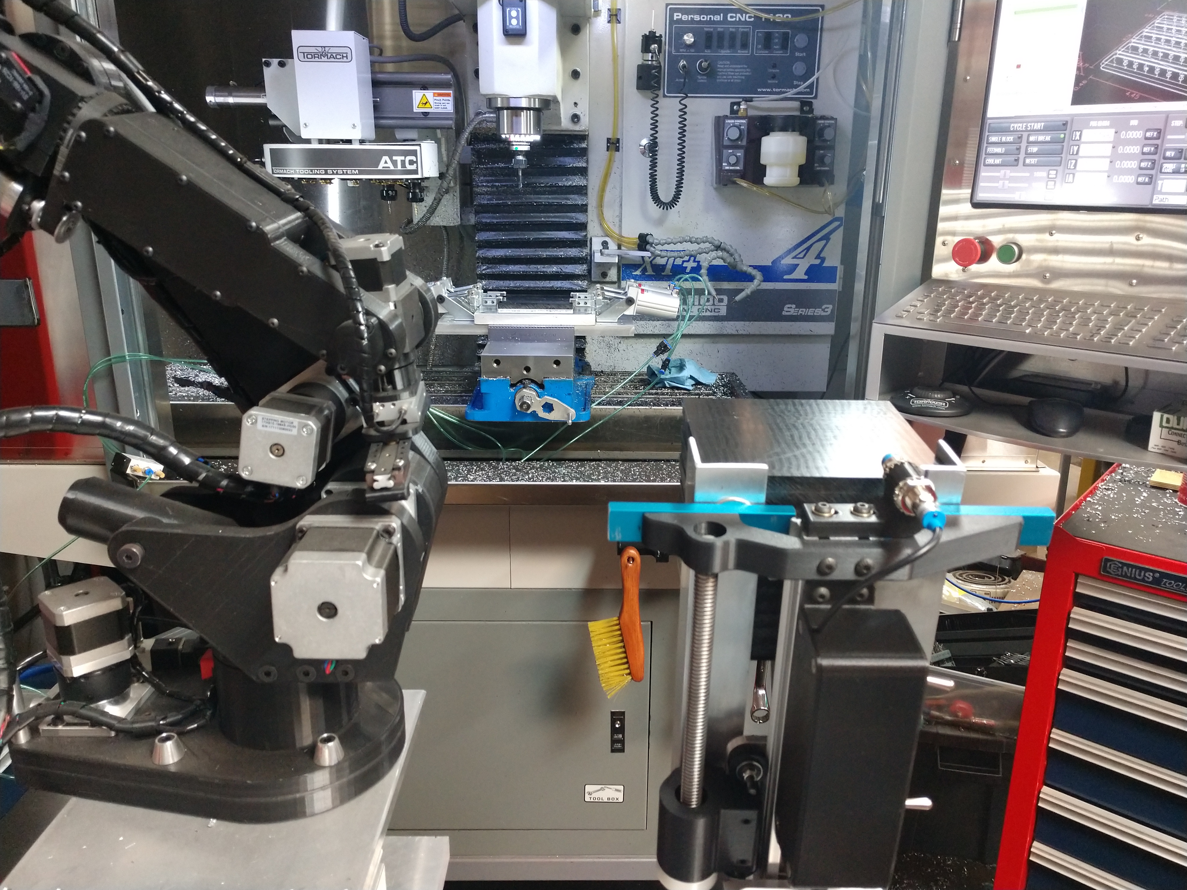 BerryBot Parts Elevator (Game-Changer) For the AR2 Robot! content media