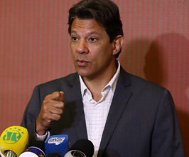HADDAD 13 - Candidato afirma que a democracia está em risco