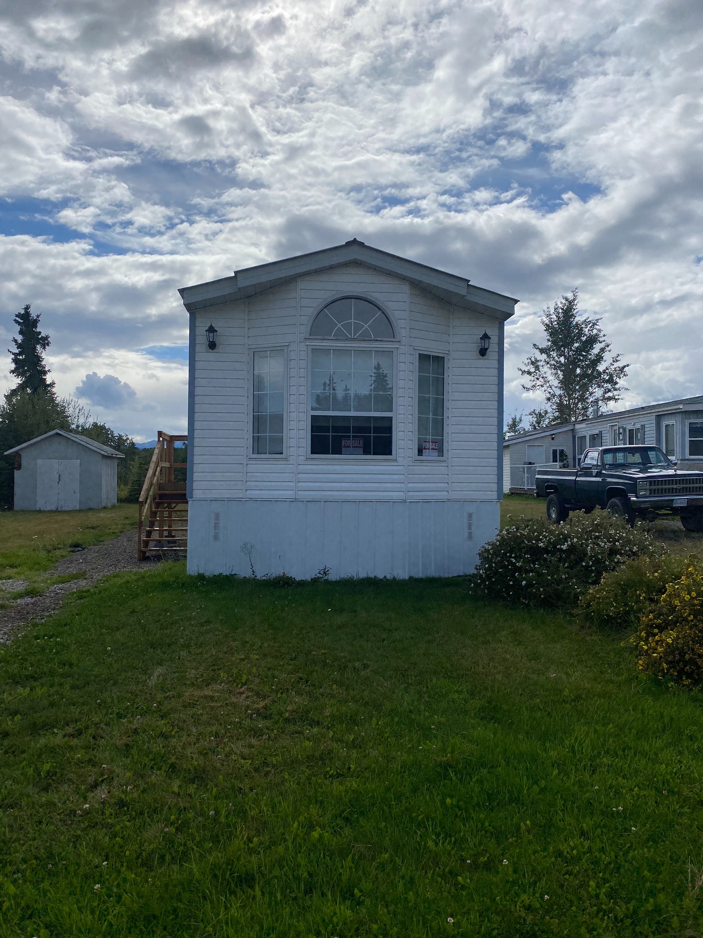 Trailer for Sale content media