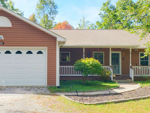 206 Dalton Lane, Black Mountain NC 28711 - .99 acres - feels like 100!