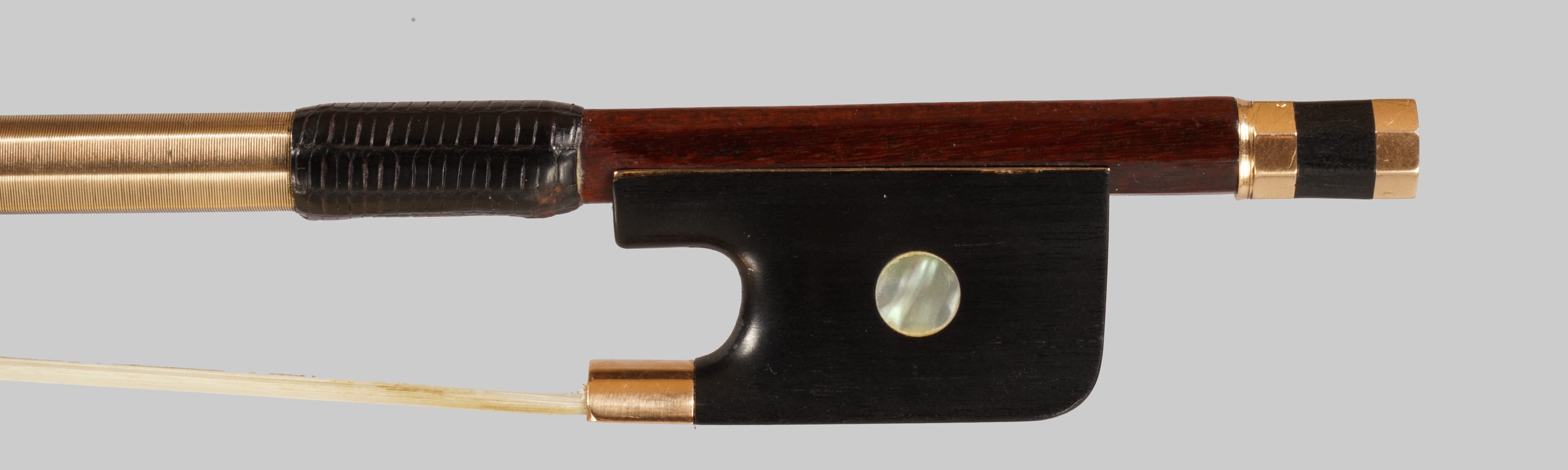 Archet Alto Fibre Carbone VINGOBOW - Niveau Maître Avec Crin Naturel 4/4