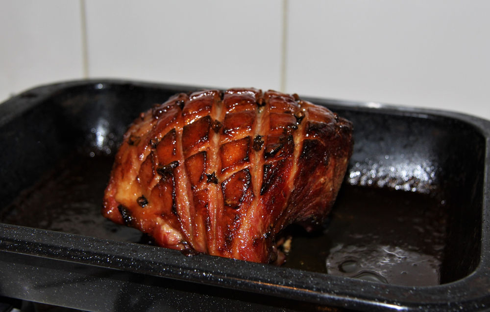 Honey & mustard roast ham recipe