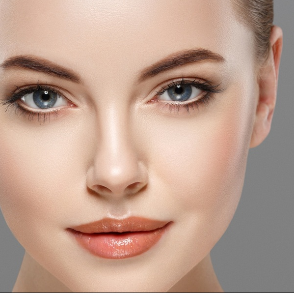lavish grace age defying moisturizer