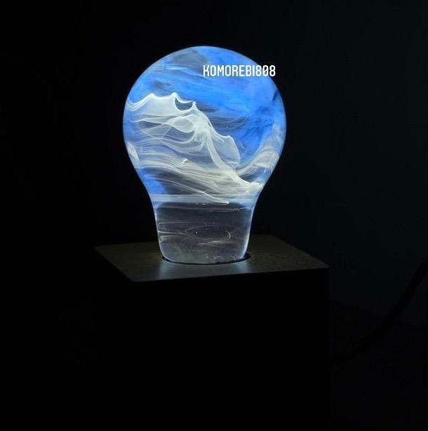 Swirl bulbs with Komorebi808 content media