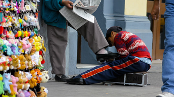 654 menores dejaron de trabajar en las calles
