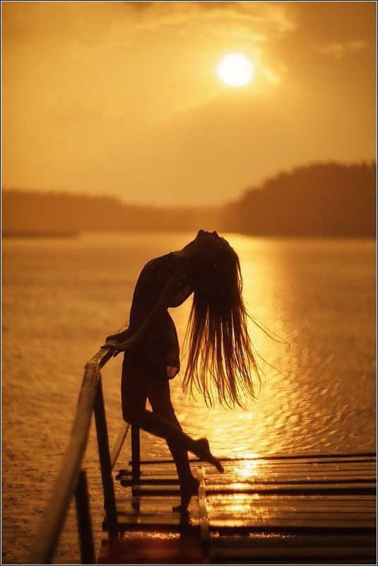 -THE AIR SMELLS REAL-