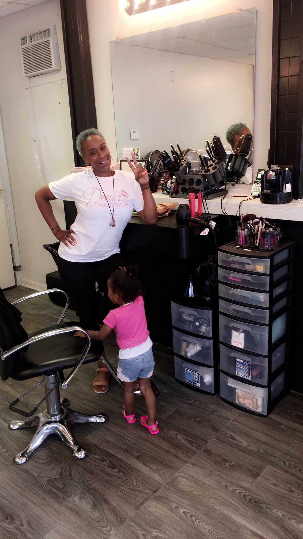 BoojiBEE located inside Drea’s Beauty Bar.